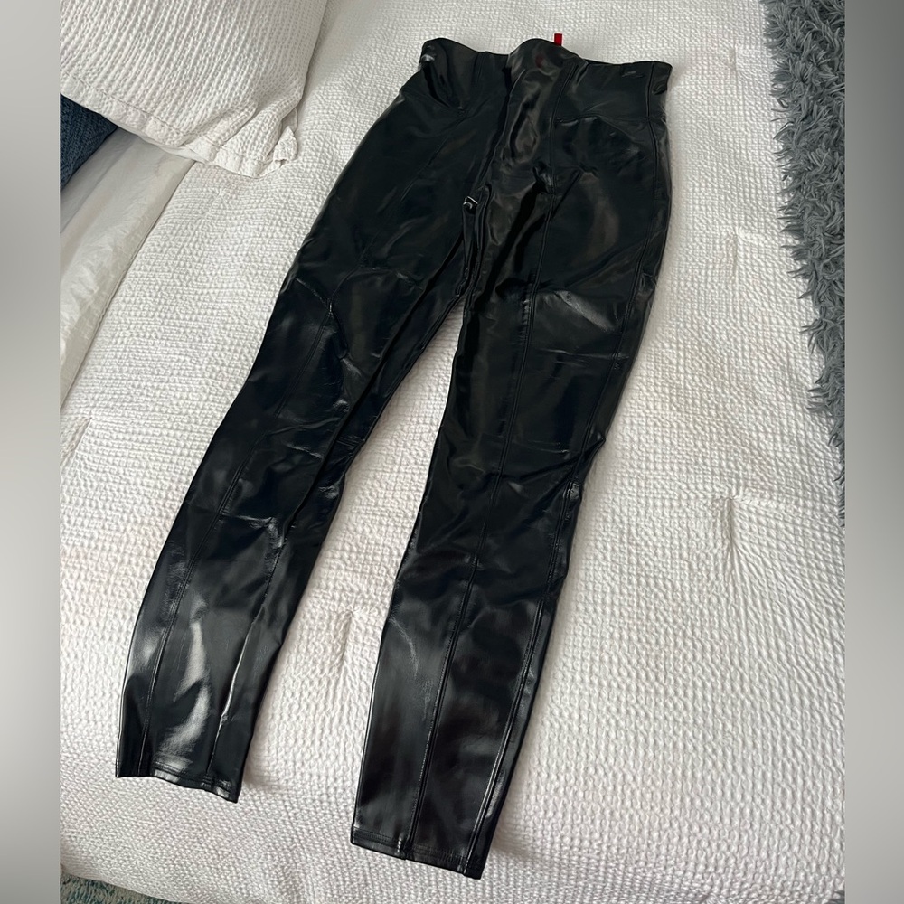 SPANX faux patent leather legging